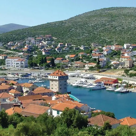 Three-bedroom With Sea View 07 Ferienhaus Poljica (Trogir)