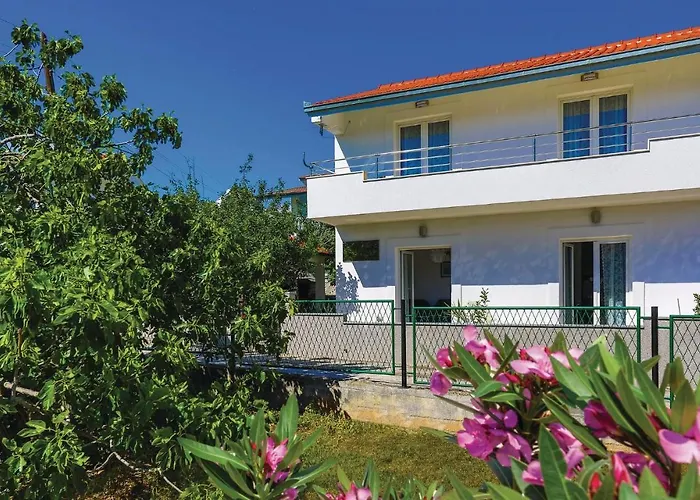 Casa vacanze Three-bedroom With Sea View 07 *